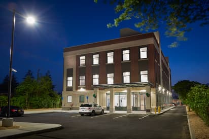 Nassau 8th Precinct Front Entrance