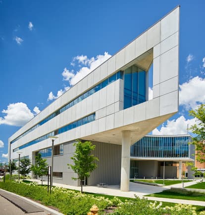 Quick, clean and easy erection for jobs with clean lines and simple patterns